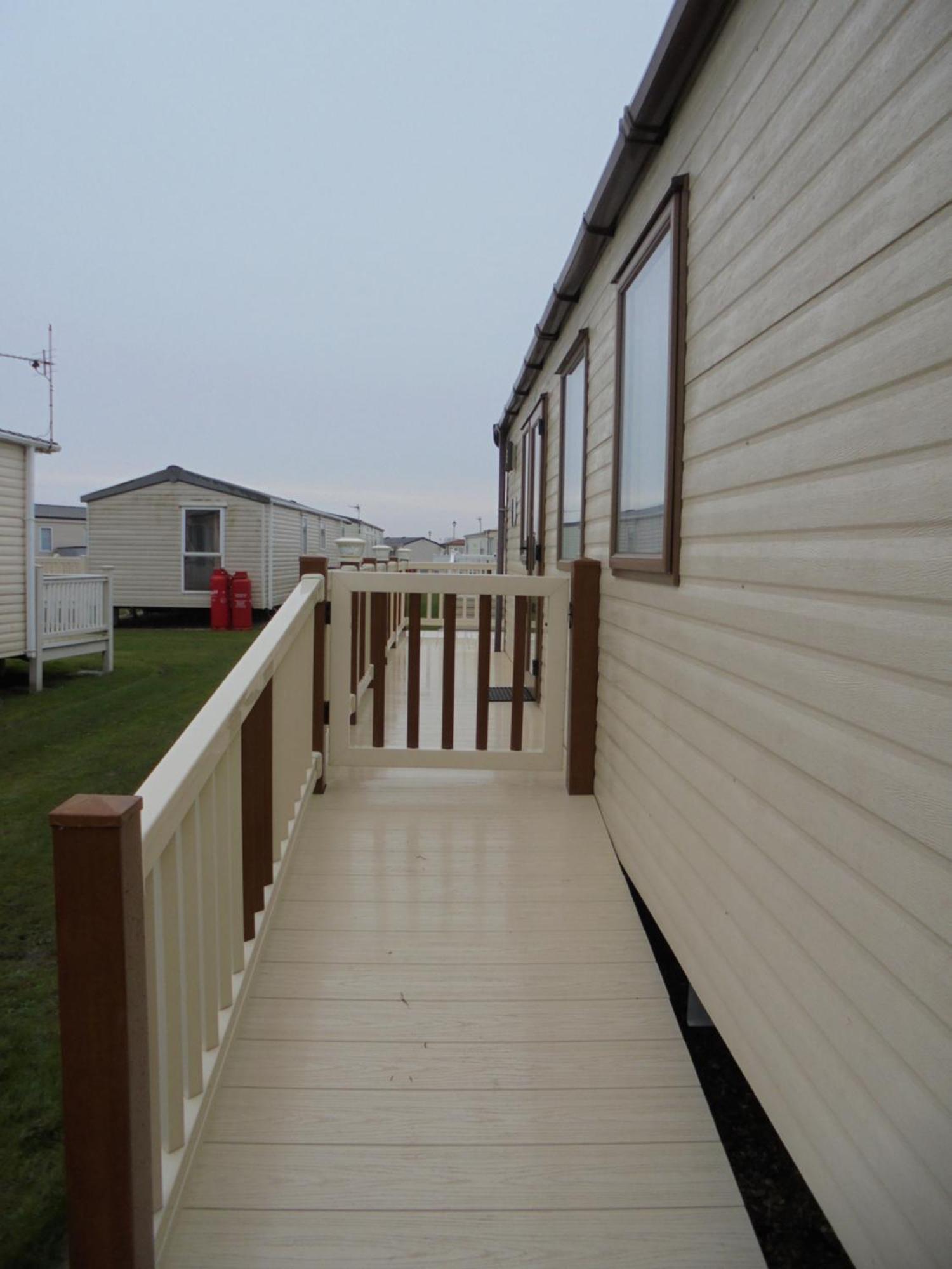 The Grange Ingoldmells: Elan 6 Berth, Central Heated, Wrap Around Decking Εξωτερικό φωτογραφία